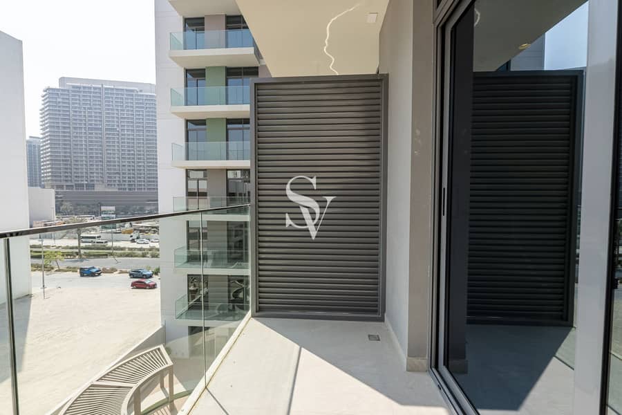 Brand New | Close to Mall | Prime Area - Image 5