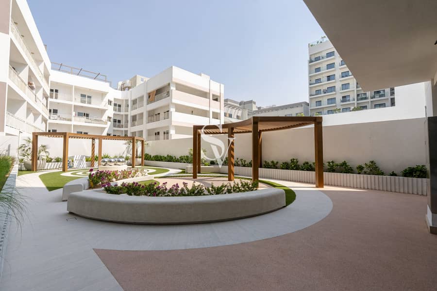 Brand New | Close to Mall | Prime Area - Image 11