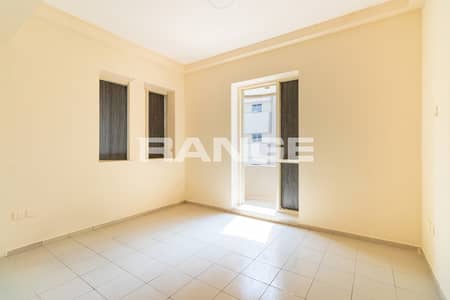 2 Bedroom Apartment for Rent in Bur Dubai, Dubai - Spacious 2BR | Closed Kitchen with Balcony