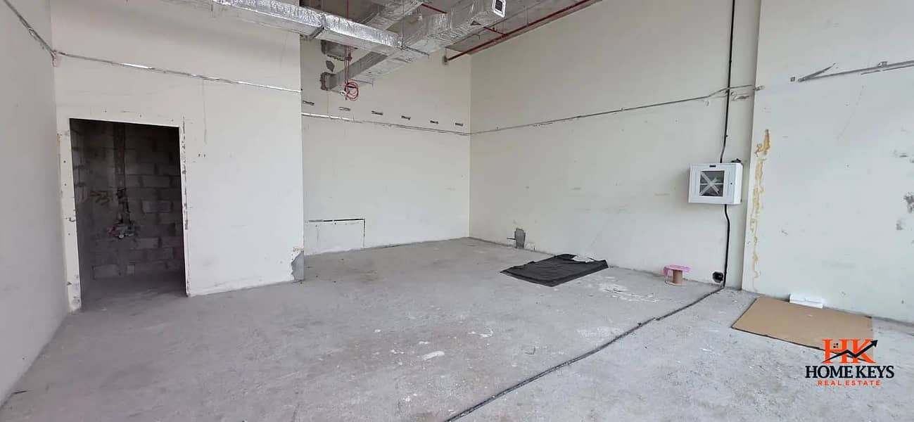 12 832444119-1066x800. webp