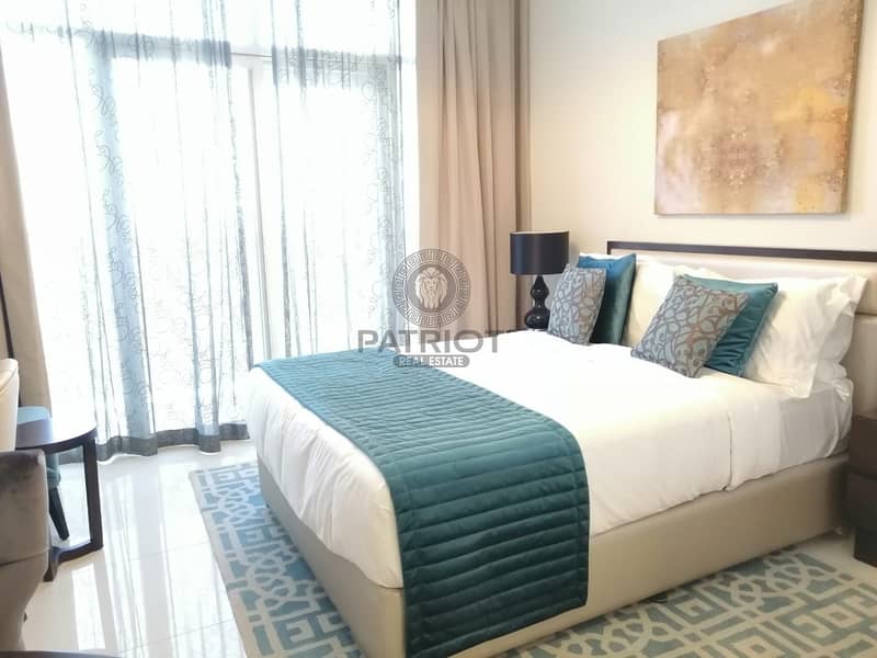 Luxury fully Furnished 1 Bedroom Apartment