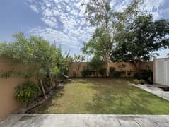 Vacant | Upgraded and Spacious | Excellent Condition