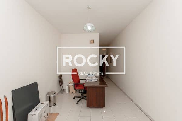 5 AlQusais_NRLootah2_119A-Office (5 of 10). jpg