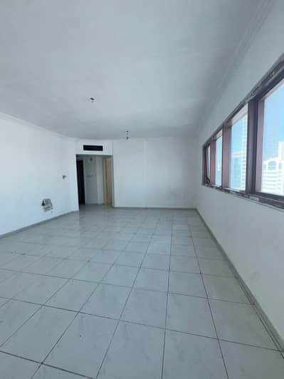 2 Bedroom Apartment for Rent in Al Majaz, Sharjah - WhatsApp Image 2026-04-28 at 2.58. 54 PM (1). jpeg 2 Bedroom Apartment for Rent in Al Majaz, Sharjah - WhatsApp Image 2026-04-28 at 2.58. 54 PM (1). jpeg