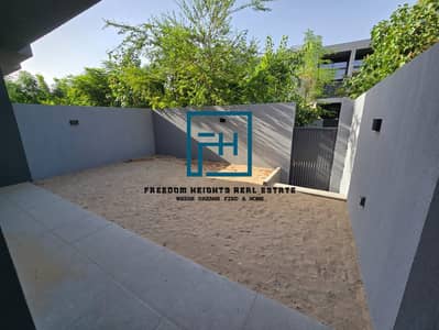 4 Bedroom Townhouse for Sale in Tilal City, Sharjah - WhatsApp Image 2026-04-28 at 1.45. 30 PM (4). jpeg 4 Bedroom Townhouse for Sale in Tilal City, Sharjah - WhatsApp Image 2026-04-28 at 1.45. 30 PM (4). jpeg