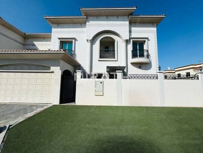 5 Schlafzimmer Villa zum zur Miete in Al Barsha, Dubai - 0389d1ac-83ee-452b-aac3-e5765d361a6a. jpg