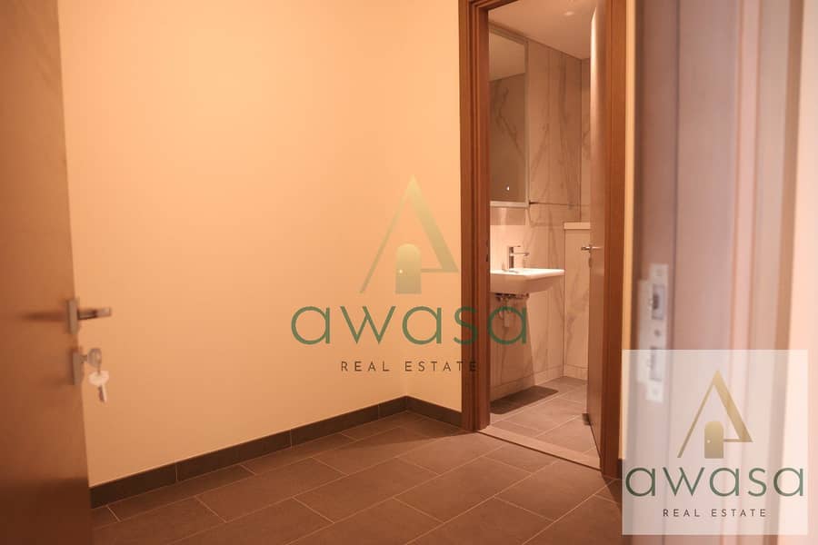 Stylish 1BR Apartment Crest Grande Modern Living - Image 19