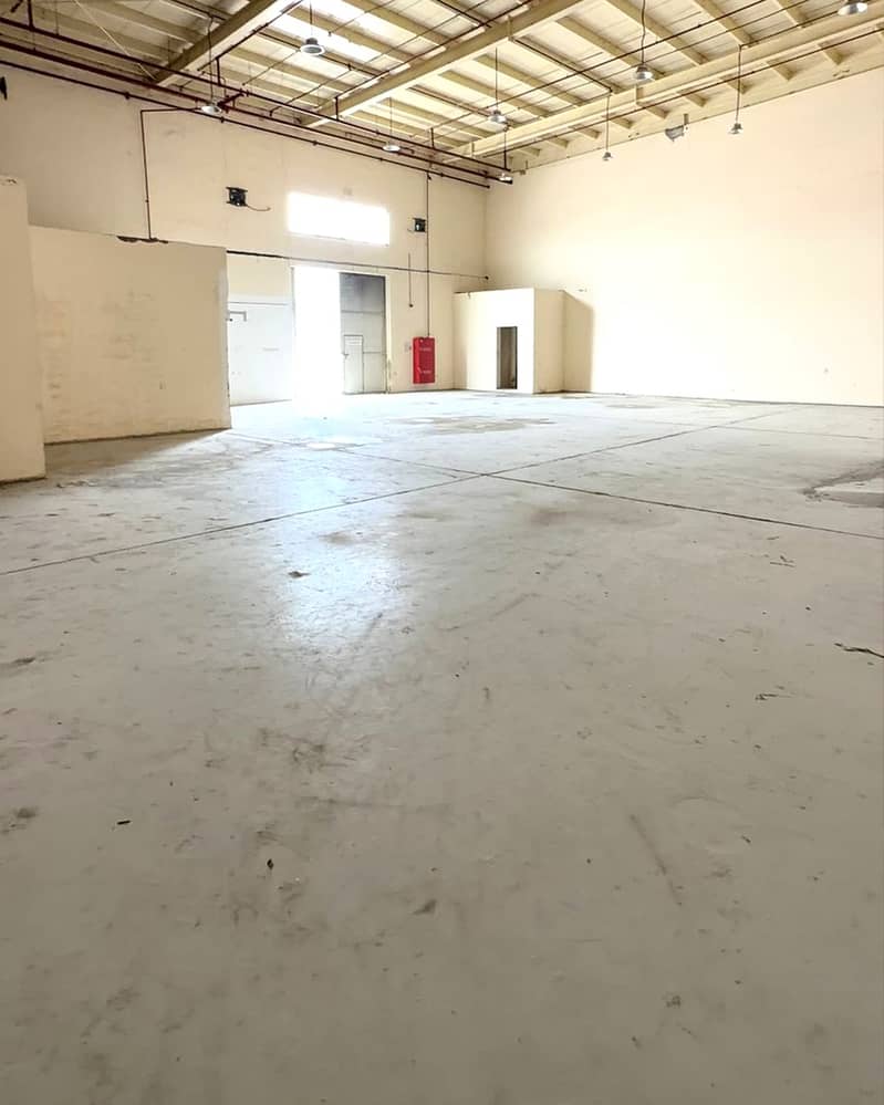 5 wh 8400 sqft uaq (9). jpg