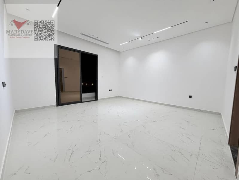 6 d2d8b969-9ad2-4cd8-9ca3-2756c221d7a0. jpg