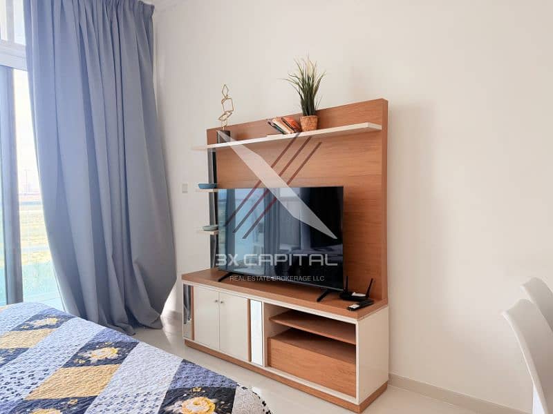 4 Untitled design (5). png