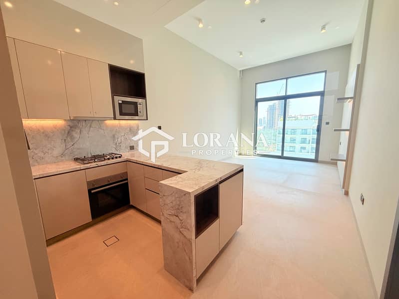VACANT | HIGHER FLOOR | AMENITIES VIEW - Image 4