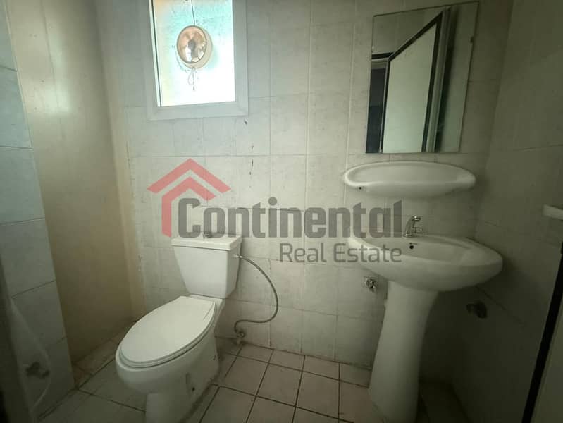 15 d0aca8e9-94db-4ff4-ad19-94e2c496890f. jpg