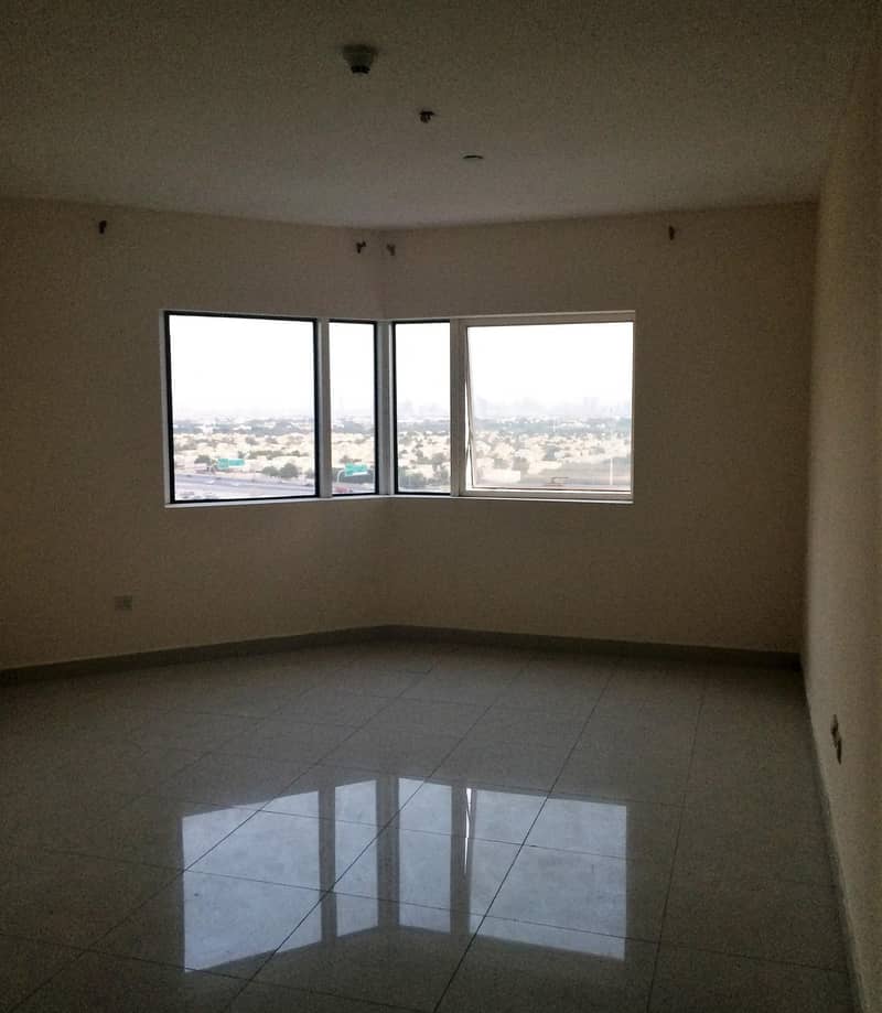 1Bedroom with Balcony Close to Damac Metro at JLT