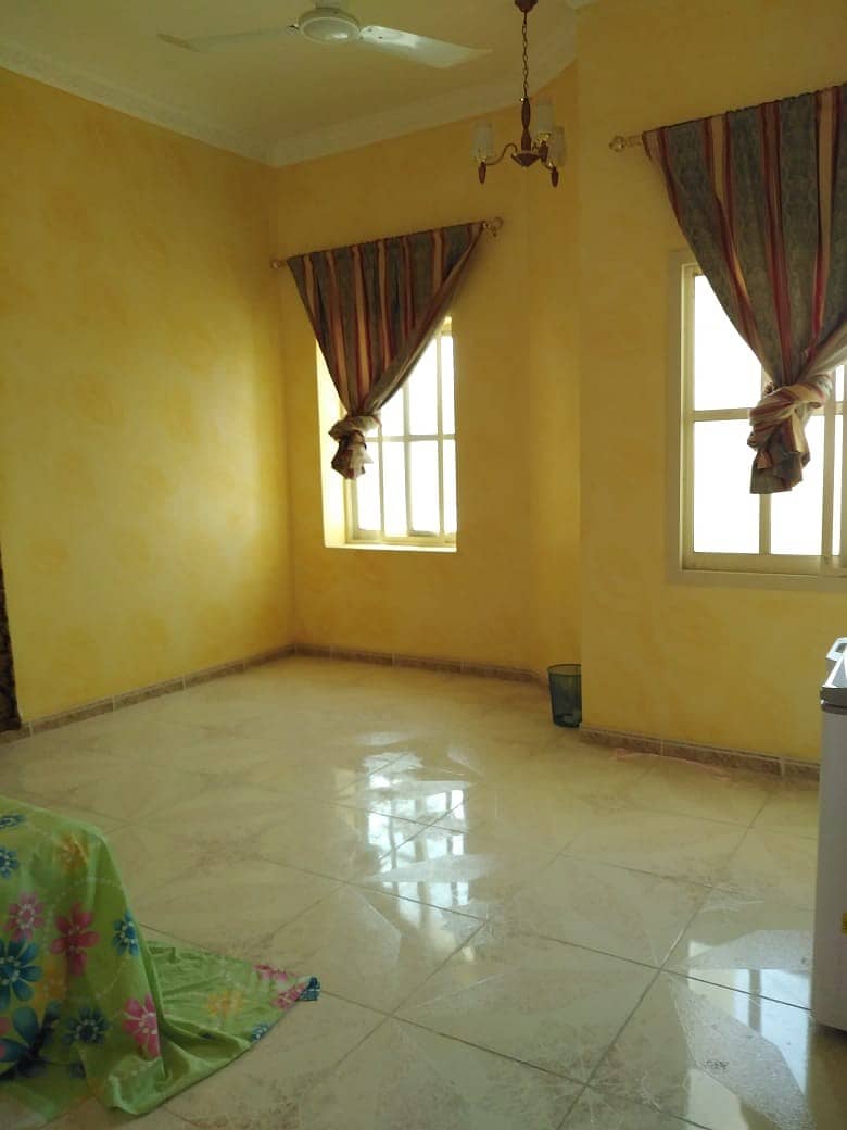 Fantastic villa in a great location for rent at an ideal price - 5 master bedrooms