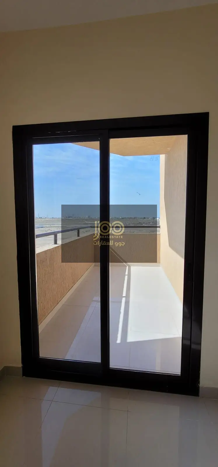 Office for business owners seeking a prime location and practical space - More