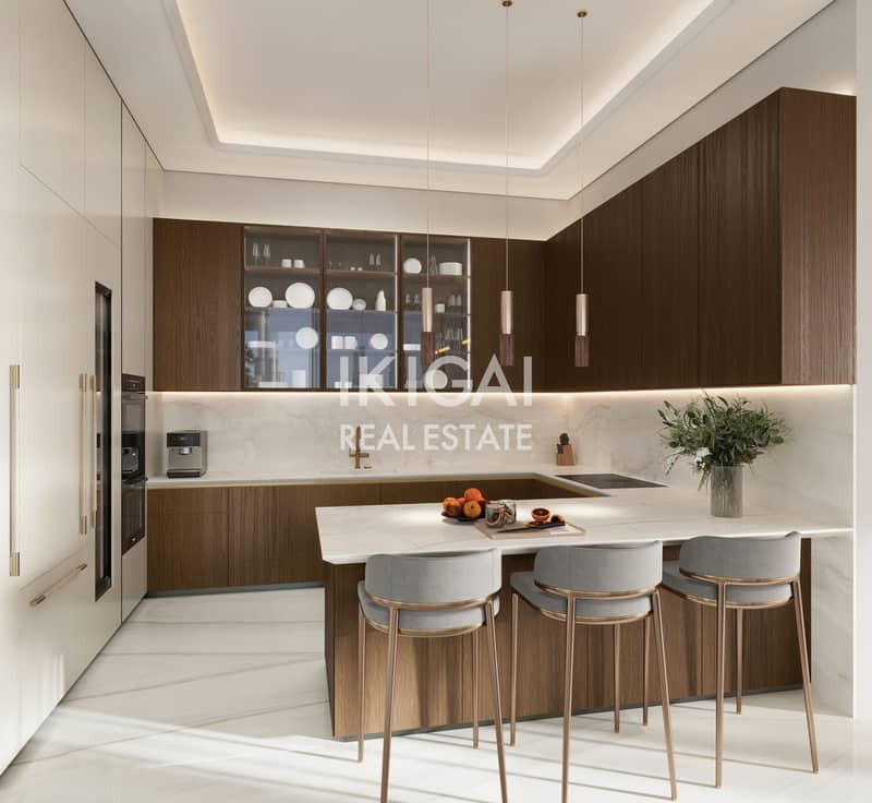 2 4BR_kitchen - FINAL 4K. jpg