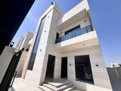فيلا مفروشة VIP_اول ساكن_5 غرف ماستر_روف مجهز_فرش كامل_باركنج ببوابة_جاهزة للسكن_موقع هادئ