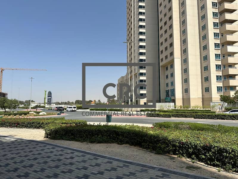 8 images image img