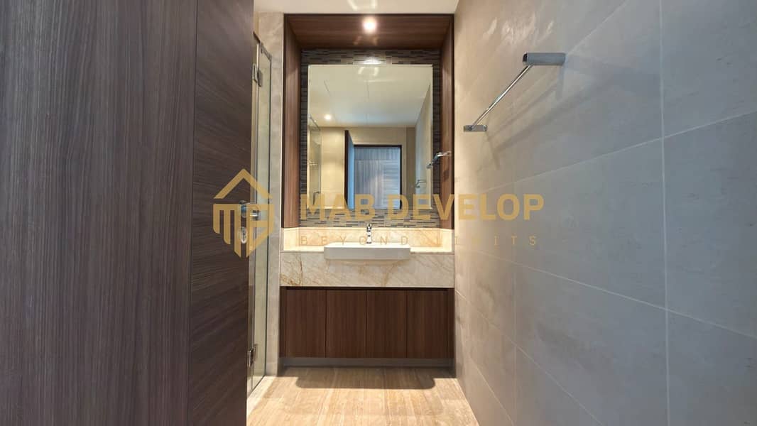6 71bbb4bd-5fce-40f8-a4af-a473a5fe097e. jpg