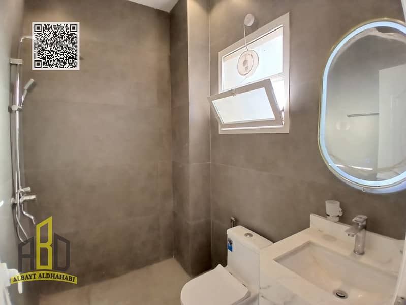 11 66ff45db-4e32-4fea-bd54-7ec3f6158d20. jpg