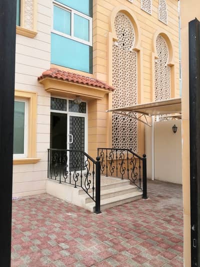 Brand new 4BHK villa for rent Brand new 4BHK villa for rent