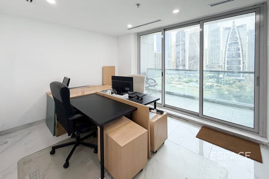 Furnished | Park View | Balcony Furnished | Park View | Balcony