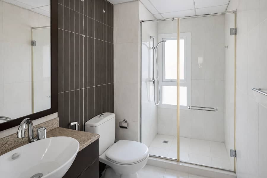8 Modern minimalist bathroom design. png