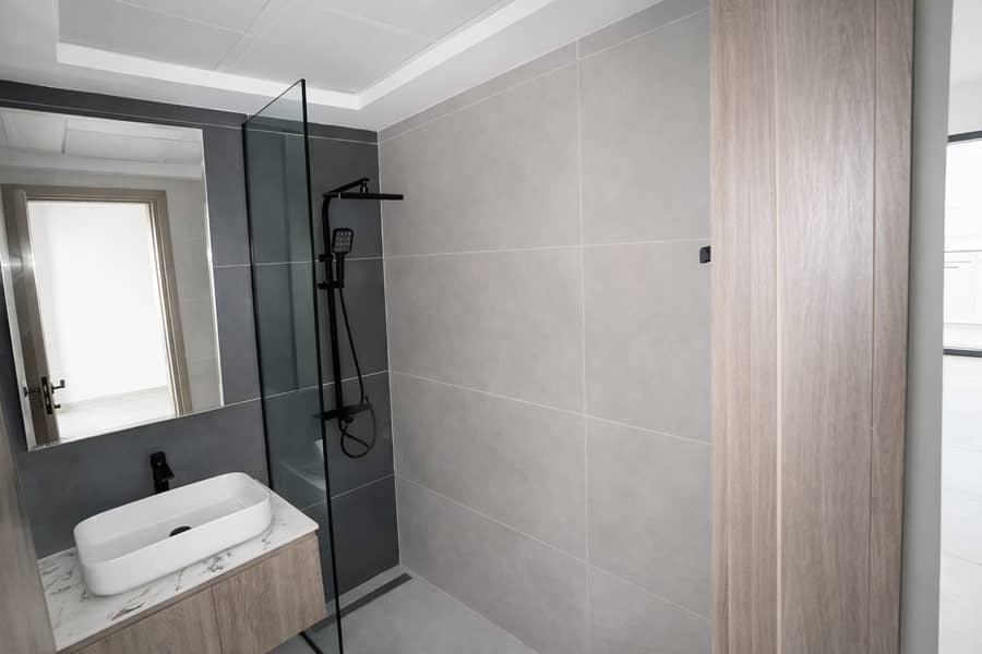 6 Modern bathroom with walk-in shower. png