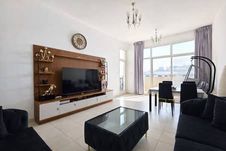 1 Спальня Апартамент в аренду в Арджан, Дубай - Modern living space with green accents. png