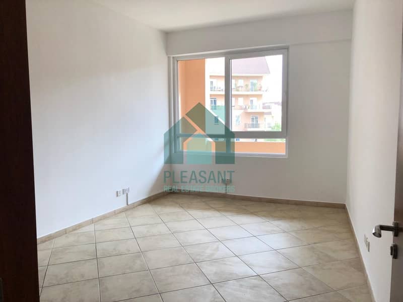 Close Kitchen Vacant 3BR Apt For Rent In Motor City Close Kitchen Vacant 3BR Apt For Rent In Motor City