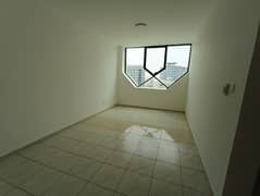 شقة في المجاز 2،المجاز 1 غرفة 32000 درهم - 15025922