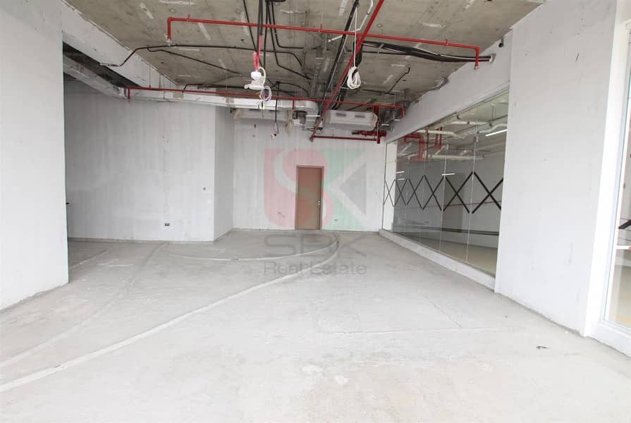Ideal Showroom Spaces on Main Sheikh Zayed Road