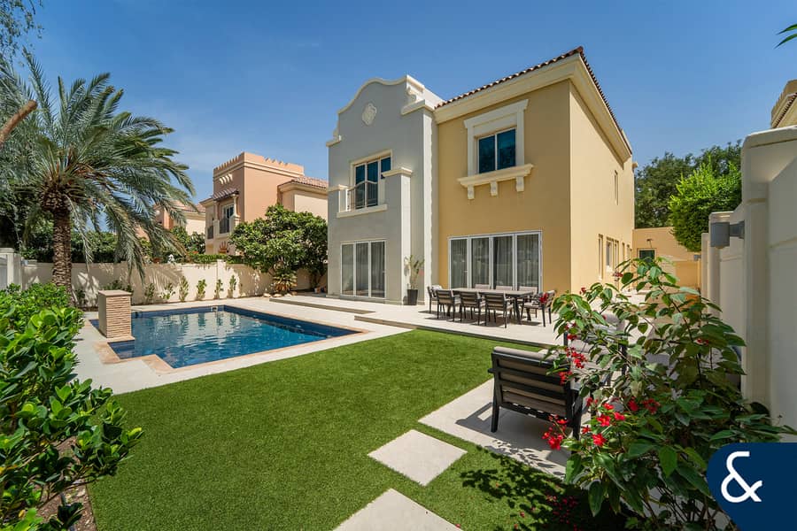 Exclusive | Upgraded C1 Villa | Park Views Exclusive | Upgraded C1 Villa | Park Views