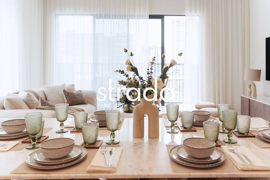 Park and Pool View | Fully Furnished | Corner Park and Pool View | Fully Furnished | Corner