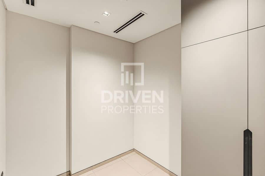 Spacious Layout | Waterfront Living | Vacant - Image 9