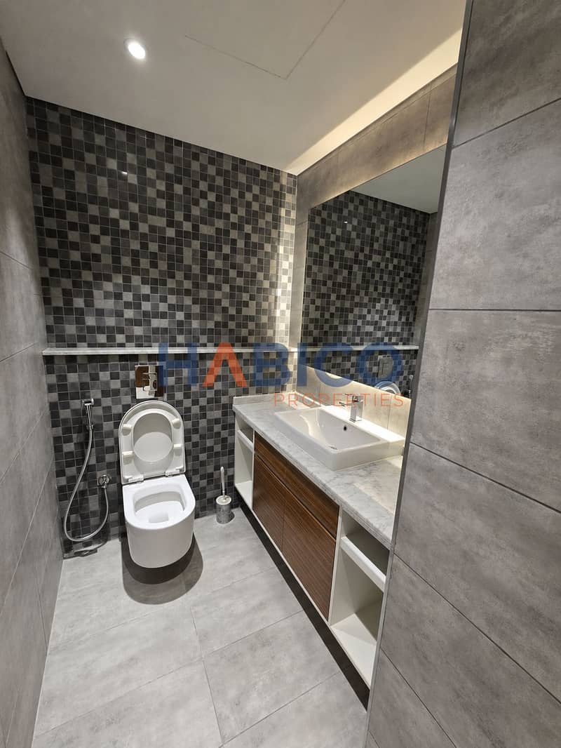 4 Regent court (4). png