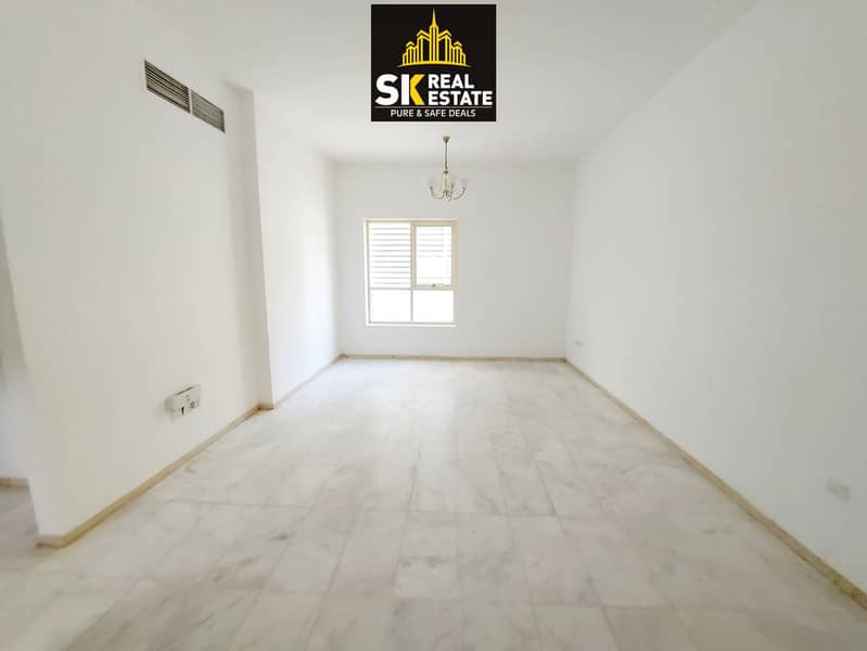 Apartment in lshrqh, Al Taawun, lkhn - View 2