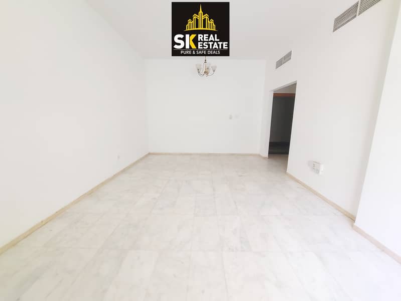 Apartment in lshrqh, Al Taawun, lkhn - View 4