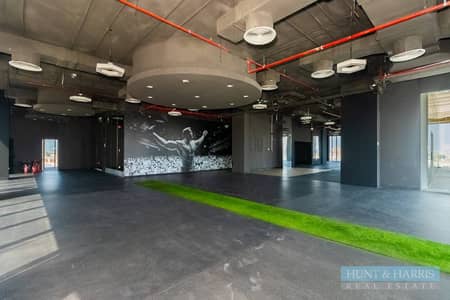 Floor in Affitto a Cornich Ras Al Khaimah, Ras Al Khaimah - Piano a Cornich Ras Al Khaimah, 350000 AED - 15032299