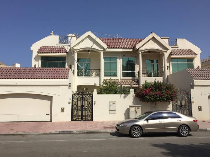 SPECIOUS 5 MBR + MAID'S  @ AL JAFILIYA  WITH PRIVATE POOL   AED 175,000  + 1 MONTH FREE