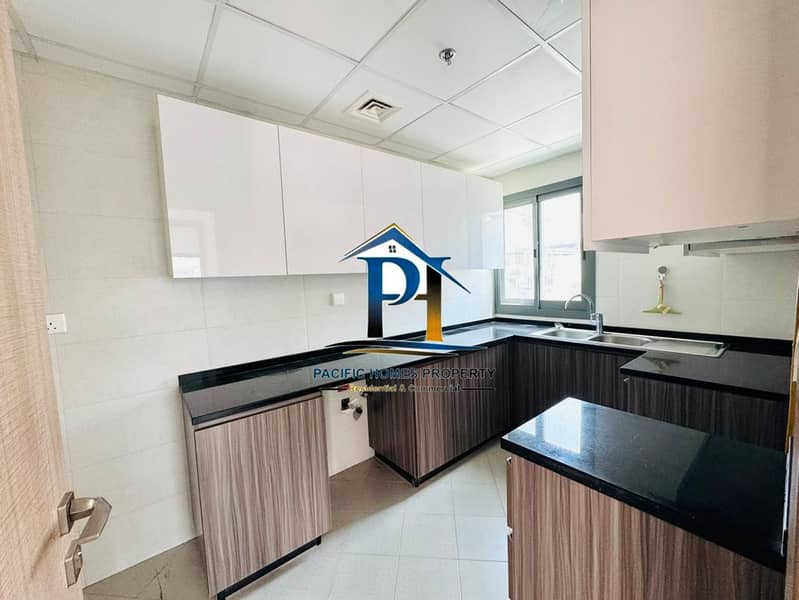 ELEGANT | 1BHK | BALCONY | POOL | GYM | PARKING | ONLY FAMILY