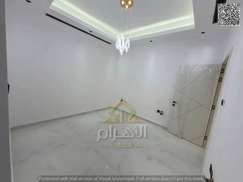13 829176758-1066x800. webp