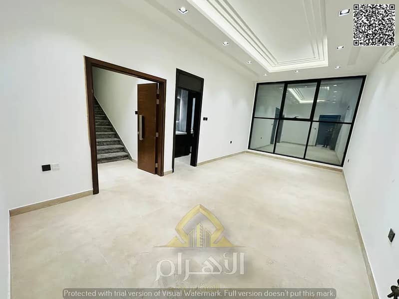 3 830225213-1066x800. webp