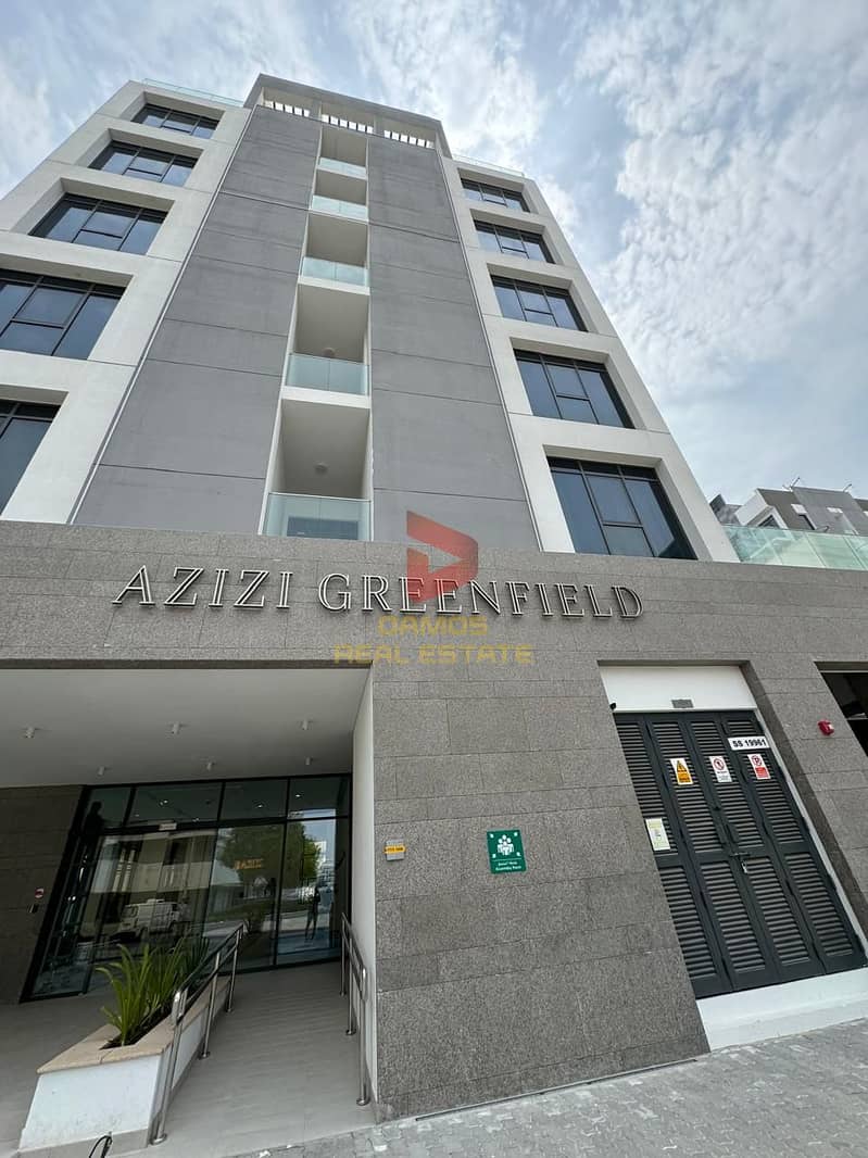12 Buildingfront. jpeg