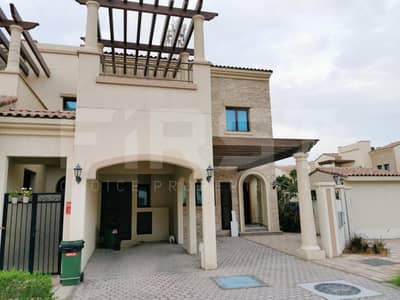 Good Price!Homey Comfortable Villa for Rent. Hurry! Call us! Good Price!Homey Comfortable Villa for Rent. Hurry! Call us!
