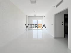 Spacious 3Br| Closed Kitchen| Private balcony with Skyline view