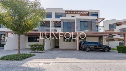 5 Bedroom Villa for Rent in DAMAC Hills, Dubai - Untouched Unit | Trump Golf View | Luxury Living