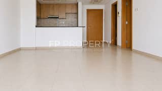 Large 1BR Clayton Residency | Ready to Move in |