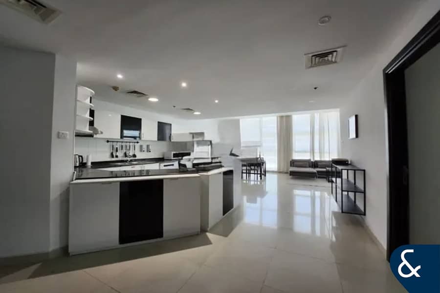 Large Layout | Next to Metro | Select Large Layout | Next to Metro | Select