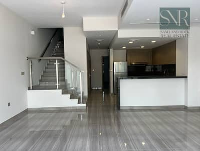 4 habitaciones Townhouse para en Alquiler en DAMAC Hills, Dubai - Casa adosada en DAMAC Hills,Silver Springs, 4 dormitorios, 215000 AED - 15035527 4 habitaciones Townhouse para en Alquiler en DAMAC Hills, Dubai - Casa adosada en DAMAC Hills,Silver Springs, 4 dormitorios, 215000 AED - 15035527